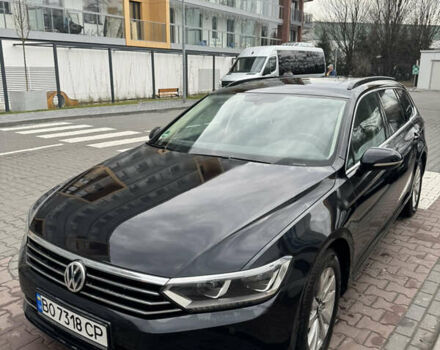 Чорний Фольксваген Пассат, об'ємом двигуна 1.97 л та пробігом 237 тис. км за 17000 $, фото 1 на Automoto.ua