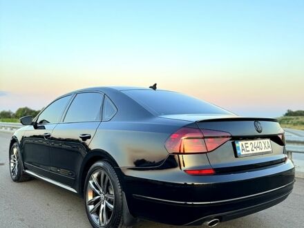 Черный Фольксваген Пассат, объемом двигателя 1.8 л и пробегом 186 тыс. км за 12000 $, фото 1 на Automoto.ua