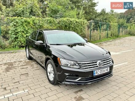 Черный Фольксваген Пассат, объемом двигателя 1.8 л и пробегом 215 тыс. км за 11500 $, фото 1 на Automoto.ua