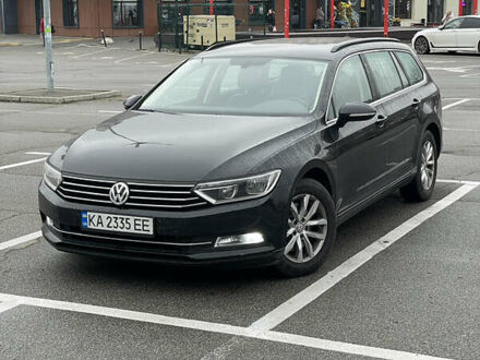 Черный Фольксваген Пассат, объемом двигателя 1.97 л и пробегом 318 тыс. км за 15500 $, фото 1 на Automoto.ua