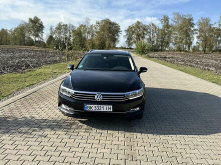 Черный Фольксваген Пассат, объемом двигателя 1.6 л и пробегом 222 тыс. км за 14200 $, фото 1 на Automoto.ua