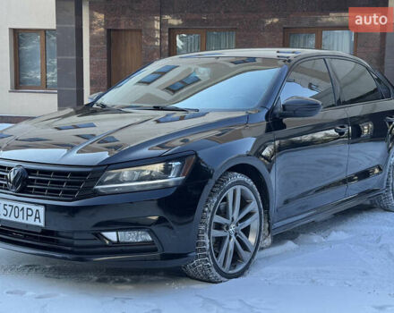 Черный Фольксваген Пассат, объемом двигателя 1.78 л и пробегом 155 тыс. км за 12900 $, фото 1 на Automoto.ua