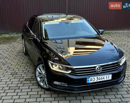 Черный Фольксваген Пассат, объемом двигателя 2 л и пробегом 249 тыс. км за 17900 $, фото 1 на Automoto.ua