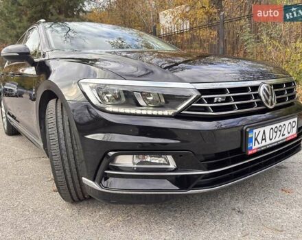 Фольксваген Пассат 2018 в Киеве на Automoto.ua Черный Фольксваген Пассат, объемом двигателя 1.97 л и пробегом 232 тыс. км за 18500 $, фото 1 на Automoto.ua