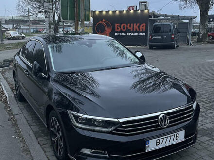 Фольксваген Пассат 2018 у Запоріжжя на Automoto.ua Чорний Фольксваген Пассат, об'ємом двигуна 1.97 л та пробігом 217 тис. км за 20600 $, фото 1 на Automoto.ua