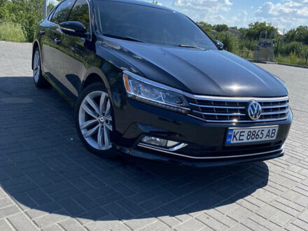 Черный Фольксваген Пассат, объемом двигателя 1.98 л и пробегом 134 тыс. км за 15199 $, фото 1 на Automoto.ua