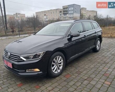 Чорний Фольксваген Пассат, об'ємом двигуна 2 л та пробігом 230 тис. км за 17200 $, фото 1 на Automoto.ua