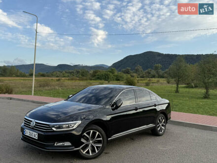Фольксваген Пассат 2018 у Виноградове на Automoto.ua Чорний Фольксваген Пассат, об'ємом двигуна 2 л та пробігом 263 тис. км за 20200 $, фото 1 на Automoto.ua