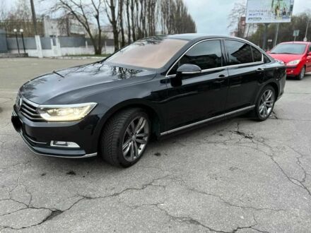 Черный Фольксваген Пассат, объемом двигателя 2 л и пробегом 189 тыс. км за 23500 $, фото 1 на Automoto.ua