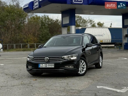 Черный Фольксваген Пассат, объемом двигателя 1.97 л и пробегом 273 тыс. км за 17999 $, фото 1 на Automoto.ua