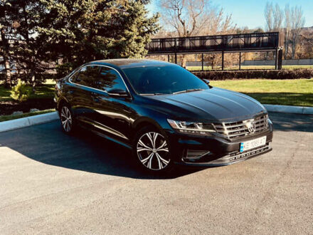 Черный Фольксваген Пассат, объемом двигателя 1.98 л и пробегом 90 тыс. км за 17800 $, фото 1 на Automoto.ua