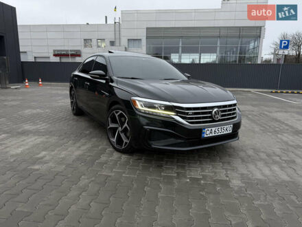 Чорний Фольксваген Пассат, об'ємом двигуна 2 л та пробігом 92 тис. км за 18800 $, фото 1 на Automoto.ua