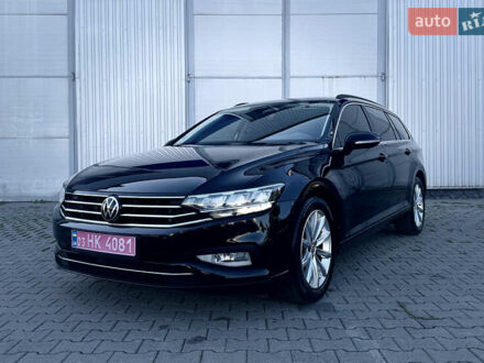 Фольксваген Пассат 2021 в Черновцах на Automoto.ua Черный Фольксваген Пассат, объемом двигателя 2 л и пробегом 248 тыс. км за 22100 $, фото 1 на Automoto.ua