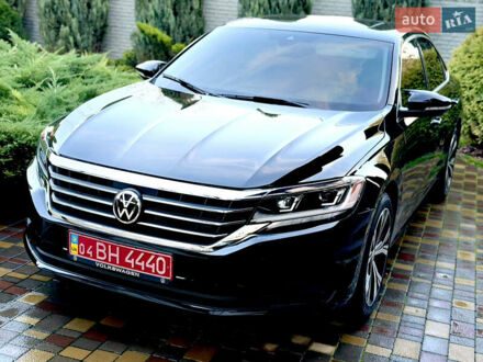 Черный Фольксваген Пассат, объемом двигателя 2 л и пробегом 39 тыс. км за 17499 $, фото 1 на Automoto.ua