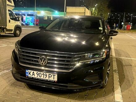 Фольксваген Пассат 2021 в Киеве на Automoto.ua Черный Фольксваген Пассат, объемом двигателя 2 л и пробегом 126 тыс. км за 19400 $, фото 1 на Automoto.ua