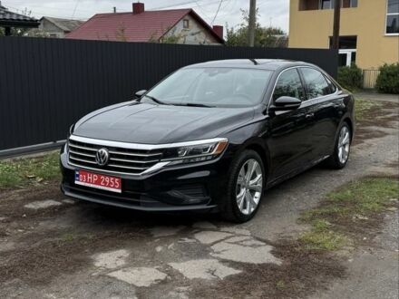 Фольксваген Пассат 2022 в Луцке на Automoto.ua Черный Фольксваген Пассат, объемом двигателя 2 л и пробегом 131 тыс. км за 18800 $, фото 1 на Automoto.ua