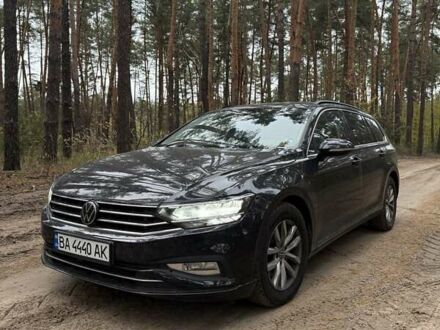 Черный Фольксваген Пассат, объемом двигателя 1.4 л и пробегом 31 тыс. км за 35000 $, фото 1 на Automoto.ua