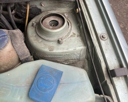 Фиолетовый Фольксваген Пассат, объемом двигателя 1.8 л и пробегом 305 тыс. км за 1000 $, фото 6 на Automoto.ua