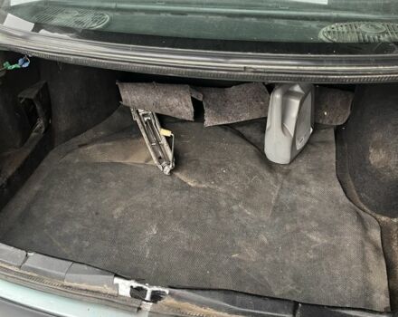 Фиолетовый Фольксваген Пассат, объемом двигателя 1.8 л и пробегом 305 тыс. км за 1000 $, фото 2 на Automoto.ua