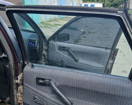 Фиолетовый Фольксваген Пассат, объемом двигателя 1.8 л и пробегом 444 тыс. км за 1800 $, фото 6 на Automoto.ua