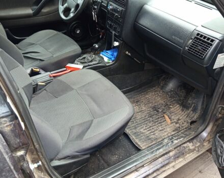 Фіолетовий Фольксваген Пассат, об'ємом двигуна 2 л та пробігом 100 тис. км за 1778 $, фото 5 на Automoto.ua