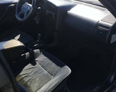 Фіолетовий Фольксваген Пассат, об'ємом двигуна 2 л та пробігом 316 тис. км за 2200 $, фото 6 на Automoto.ua
