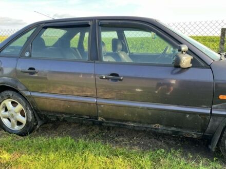 Фольксваген Пассат 1994 в Радехове на Automoto.ua Фиолетовый Фольксваген Пассат, объемом двигателя 1.8 л и пробегом 466 тыс. км за 1500 $, фото 1 на Automoto.ua