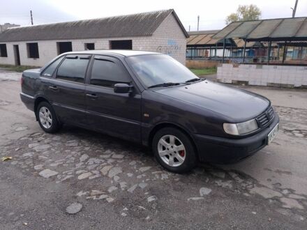 Фольксваген Пассат 1996 у Казатине на Automoto.ua Фіолетовий Фольксваген Пассат, об'ємом двигуна 2 л та пробігом 316 тис. км за 1700 $, фото 1 на Automoto.ua