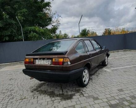 Коричневий Фольксваген Пассат, об'ємом двигуна 1.6 л та пробігом 480 тис. км за 1800 $, фото 4 на Automoto.ua