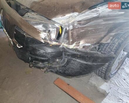 Коричневий Фольксваген Пассат, об'ємом двигуна 1.8 л та пробігом 393 тис. км за 850 $, фото 4 на Automoto.ua