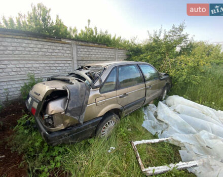 Коричневый Фольксваген Пассат, объемом двигателя 1.8 л и пробегом 240 тыс. км за 900 $, фото 8 на Automoto.ua