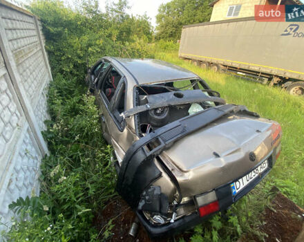 Коричневый Фольксваген Пассат, объемом двигателя 1.8 л и пробегом 240 тыс. км за 900 $, фото 7 на Automoto.ua