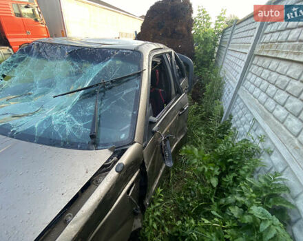 Коричневый Фольксваген Пассат, объемом двигателя 1.8 л и пробегом 240 тыс. км за 900 $, фото 14 на Automoto.ua