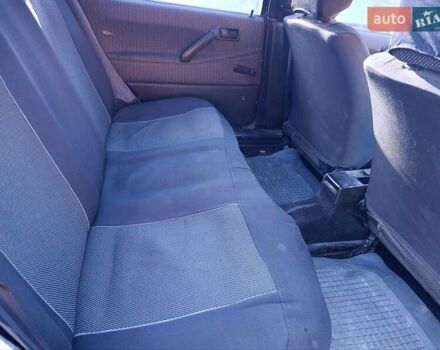 Коричневый Фольксваген Пассат, объемом двигателя 1.8 л и пробегом 328 тыс. км за 1700 $, фото 17 на Automoto.ua