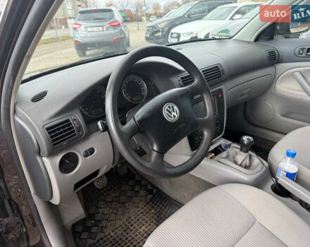 Фольксваген Пассат 2004 в Коломые на Automoto.ua Коричневый Фольксваген Пассат, объемом двигателя 1.6 л и пробегом 138 тыс. км за 5999 $, фото 16 на Automoto.ua