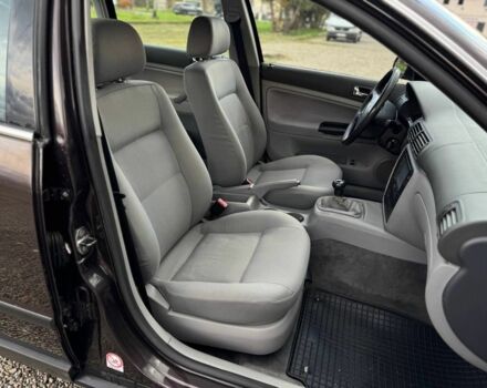 Коричневый Фольксваген Пассат, объемом двигателя 1.6 л и пробегом 138 тыс. км за 5100 $, фото 20 на Automoto.ua