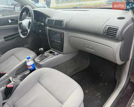 Фольксваген Пассат 2004 в Коломые на Automoto.ua Коричневый Фольксваген Пассат, объемом двигателя 1.6 л и пробегом 138 тыс. км за 5999 $, фото 19 на Automoto.ua