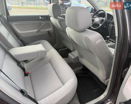 Фольксваген Пассат 2004 в Коломые на Automoto.ua Коричневый Фольксваген Пассат, объемом двигателя 1.6 л и пробегом 138 тыс. км за 5999 $, фото 24 на Automoto.ua