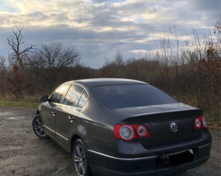 Коричневый Фольксваген Пассат, объемом двигателя 1.9 л и пробегом 196 тыс. км за 5200 $, фото 1 на Automoto.ua