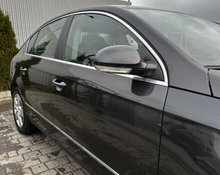 Коричневый Фольксваген Пассат, объемом двигателя 1.6 л и пробегом 208 тыс. км за 5800 $, фото 7 на Automoto.ua