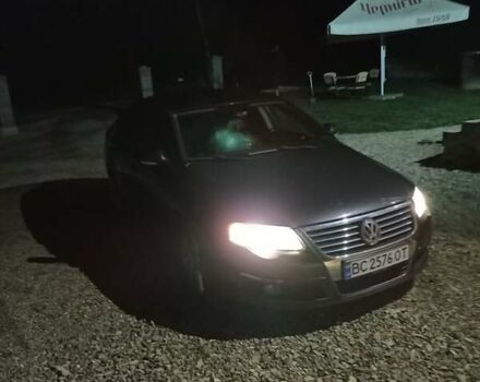 Коричневый Фольксваген Пассат, объемом двигателя 2 л и пробегом 204 тыс. км за 5700 $, фото 1 на Automoto.ua