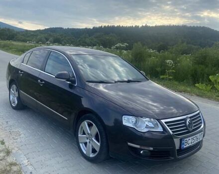 Коричневый Фольксваген Пассат, объемом двигателя 1.98 л и пробегом 240 тыс. км за 6100 $, фото 1 на Automoto.ua