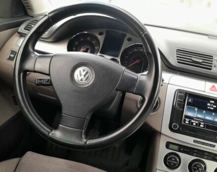 Коричневий Фольксваген Пассат, об'ємом двигуна 2 л та пробігом 205 тис. км за 5900 $, фото 4 на Automoto.ua