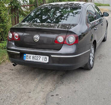 Коричневый Фольксваген Пассат, объемом двигателя 1.6 л и пробегом 207 тыс. км за 6500 $, фото 2 на Automoto.ua