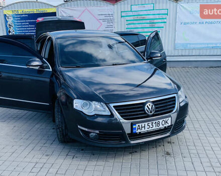 Коричневый Фольксваген Пассат, объемом двигателя 1.6 л и пробегом 180 тыс. км за 5900 $, фото 1 на Automoto.ua