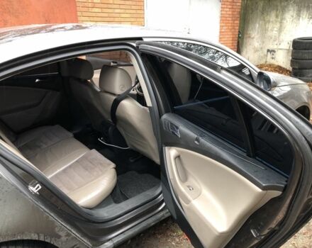 Коричневый Фольксваген Пассат, объемом двигателя 1.9 л и пробегом 196 тыс. км за 5200 $, фото 6 на Automoto.ua