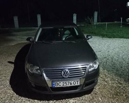 Коричневый Фольксваген Пассат, объемом двигателя 2 л и пробегом 204 тыс. км за 5700 $, фото 2 на Automoto.ua