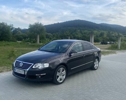 Коричневый Фольксваген Пассат, объемом двигателя 1.98 л и пробегом 240 тыс. км за 6100 $, фото 2 на Automoto.ua