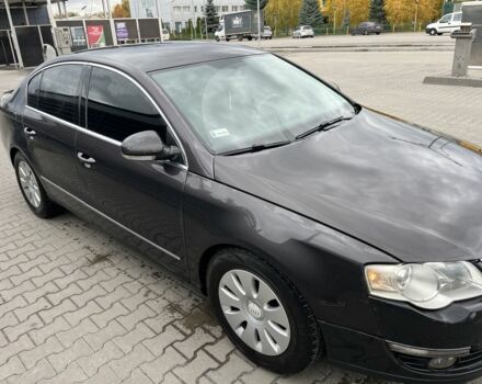 Коричневий Фольксваген Пассат, об'ємом двигуна 2 л та пробігом 350 тис. км за 5000 $, фото 1 на Automoto.ua