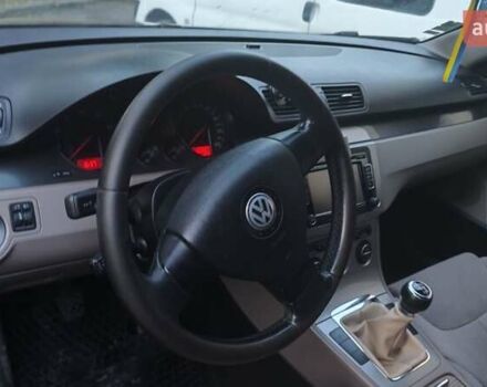 Коричневый Фольксваген Пассат, объемом двигателя 2 л и пробегом 230 тыс. км за 6250 $, фото 5 на Automoto.ua